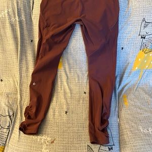 Size 10 Lululemon leggings - maroon, high waisted